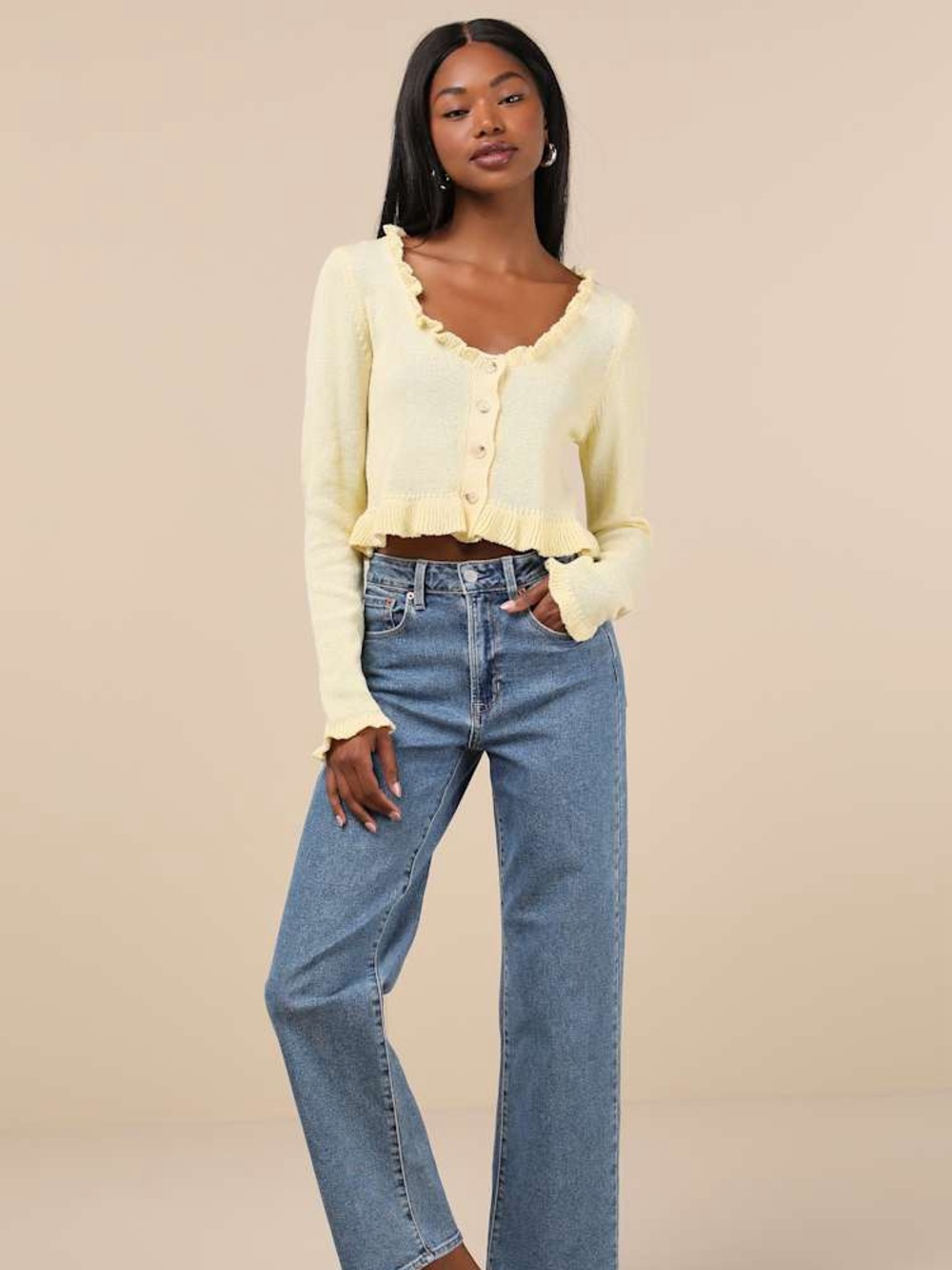 Lulus | Impressively Sweet Light Yellow Ruffled Cropped Cardigan - Picture 2 of 7